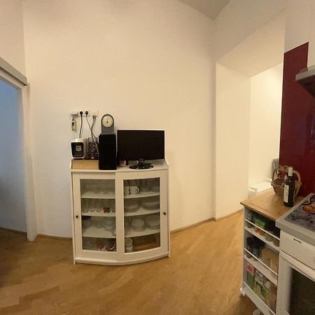וינה Lauratrendhome מראה חיצוני תמונה
