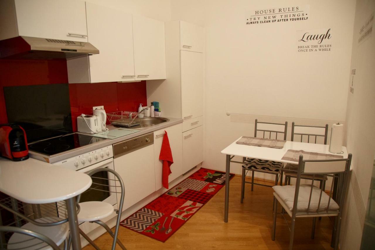 וינה Lauratrendhome מראה חיצוני תמונה